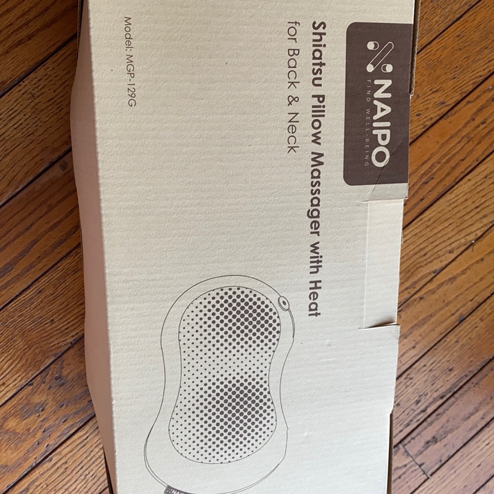 New naipo shiatsu pillow massager with heat
